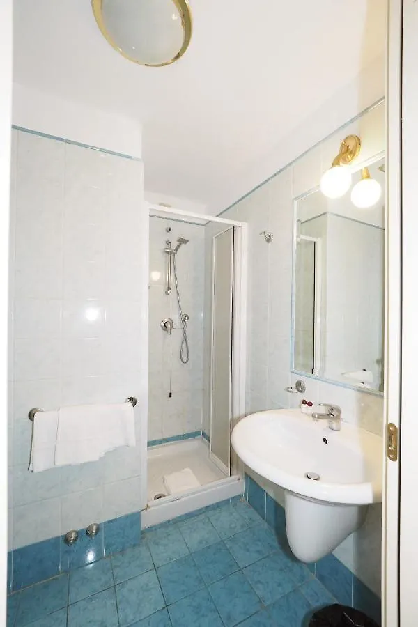 ***  Hotel Laura Roma Itália