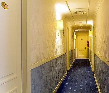 ***  Hotel Laura Roma Itália