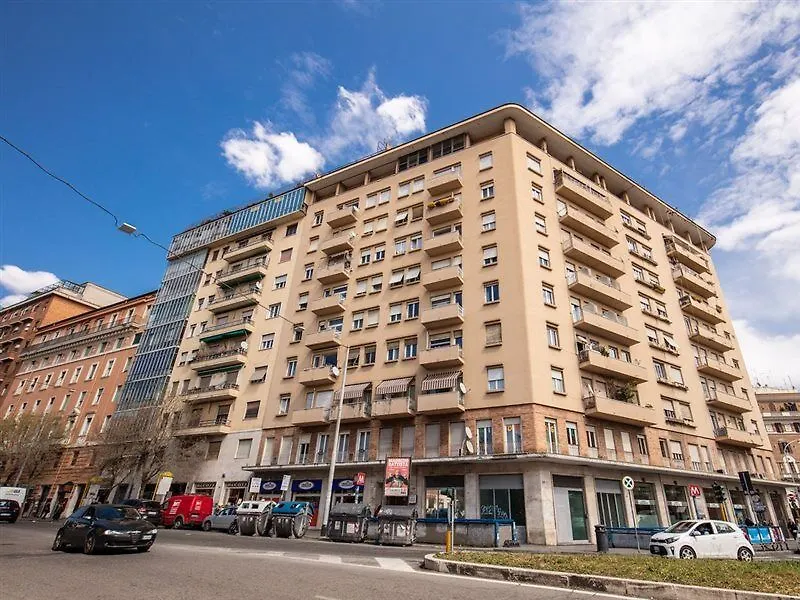 ***  Hotel Laura Roma Itália