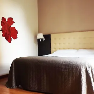 3* Отель Nautilus